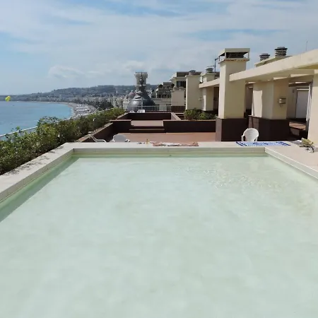 7 Promenade Des Apartment